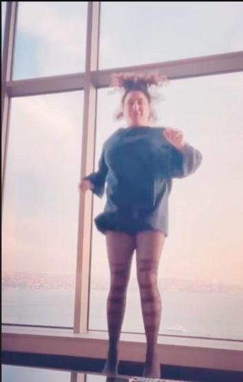 Esra Dermancıoğlunun dansı olay yarattı