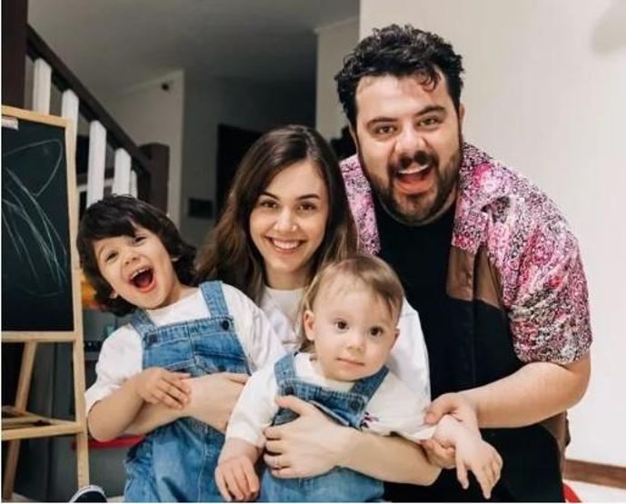 Eser Yenenler ile Berfu Yenenler çiftine ev sahibi şoku