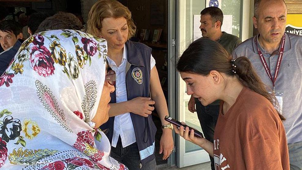 YKS manzaraları: 40 saniye ile bir yıl kaybetti