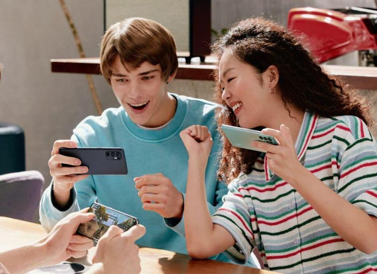 Orta segment sınıfının yeni katılımcısı Oppo Reno 7A