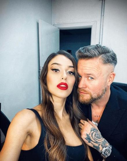 Dilan Çiçek Deniz ve Thor Saevarsson birinci yılını kutladı