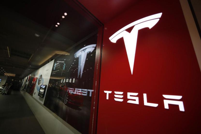 Tesla binlerce çalışanı işten çıkaracak