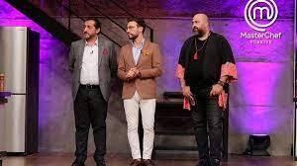 MasterChef yeni sezon yarışmacıları MasterChef 2022başvurusu ve jürileri MasterChef yeni sezon fragmanı Mehmet Şef MasterCheften ayrıldı mı