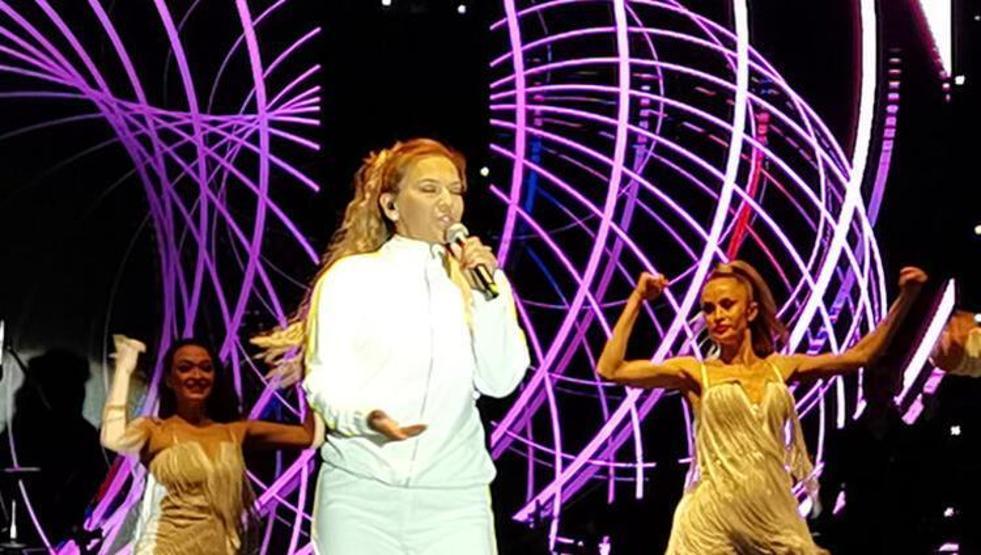 Demet Akalın Zonguldakta konser verdi