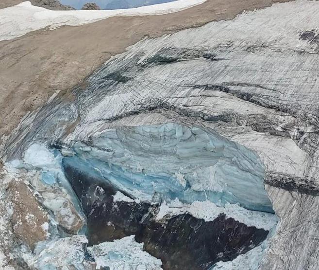 İtalyada çığ felaketi 5 ölü, 8 yaralı