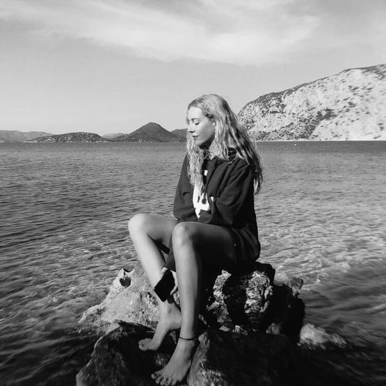 Sinem Kobaldan doğum sonrası ilk fotoğraf geldi