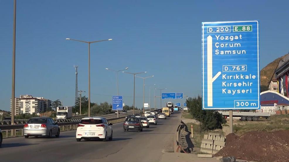 Bayram yolculuğu başladı: 43 ilde trafik yoğunluğu