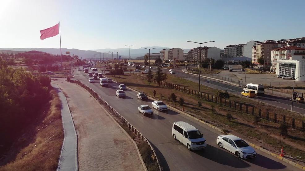 Bayram yolculuğu başladı: 43 ilde trafik yoğunluğu