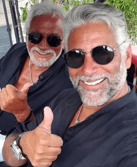 Fedon ve oğlu bir örnek giyindi