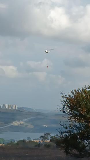 İstanbulda korkutan yangın Havadan helikopter desteği