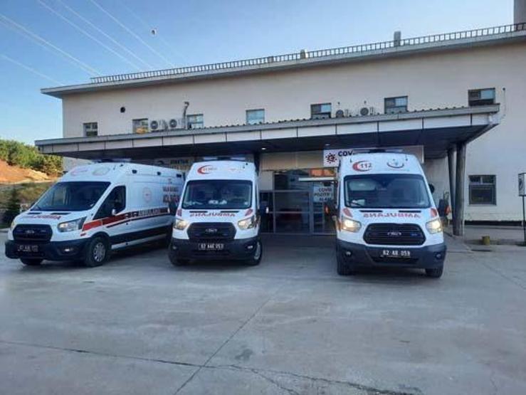 Tunceli’de tur minibüsü uçuruma yuvarlandı: 18 yaralı