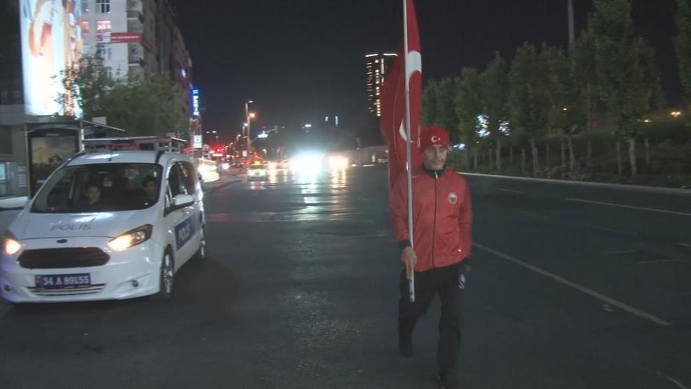 15 Temmuz Şehitleri anısına 8 saatlik yürüyüş