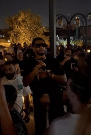 Mısırlı ünlü sanatçı Mohamed Ramadan Kuruçeşmede 5 bin dolar hesap ödedi