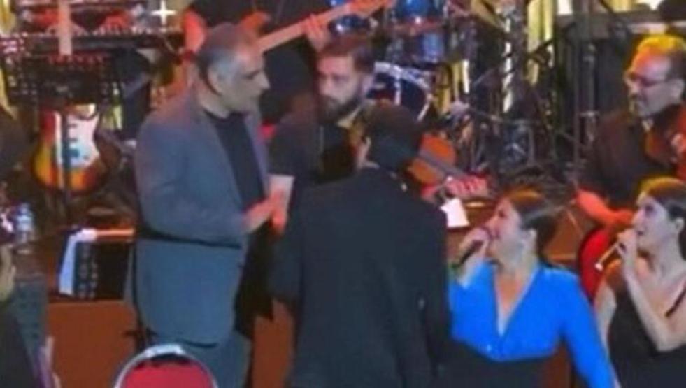 Sibal Can konserinde ortalık karıştı
