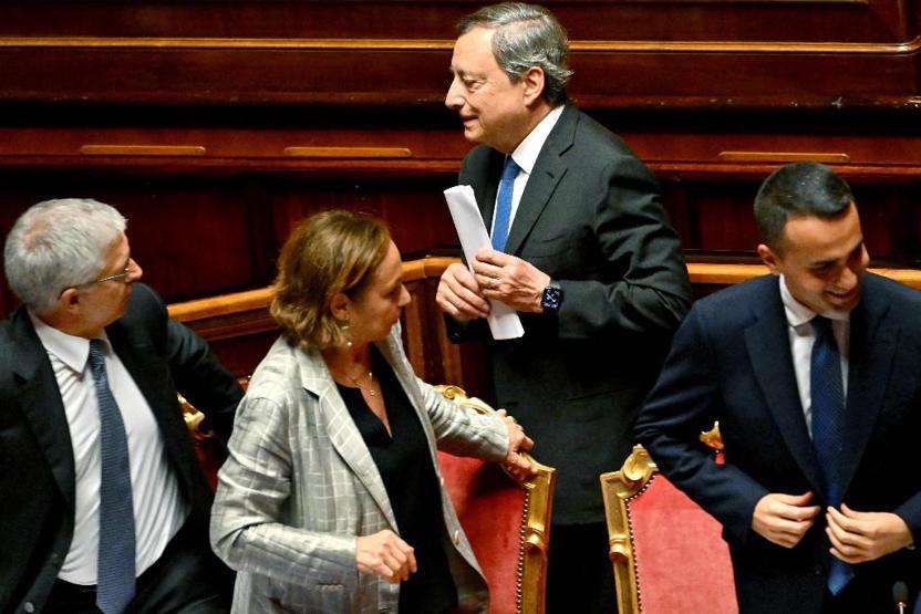 İtalya Başbakanı Draghi, yeniden istifa kararı aldığını açıkladı