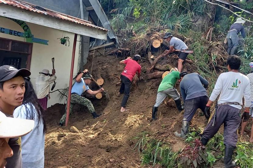 Filipinler, 7 büyüklüğünde depremle sarsıldı: En az 2 ölü