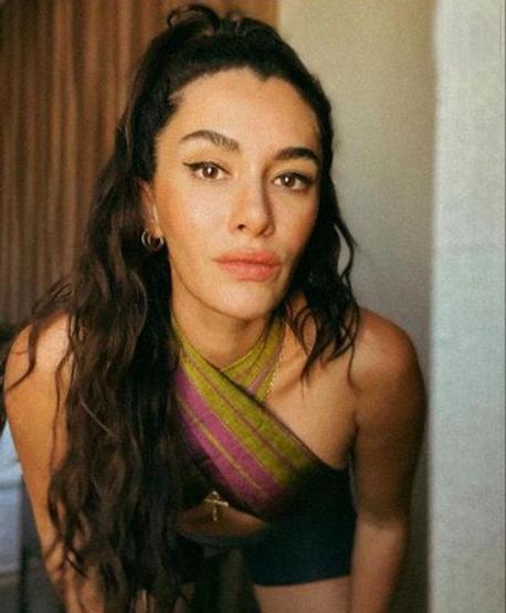 Hande Doğandemirin yüzüne ne oldu
