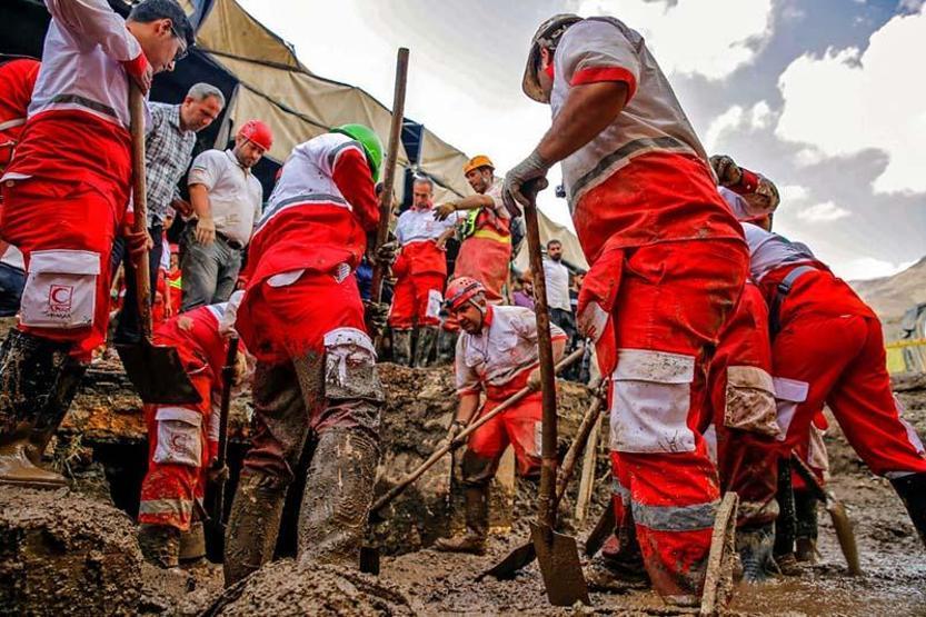 İranda felaket: Onlarca ölü var