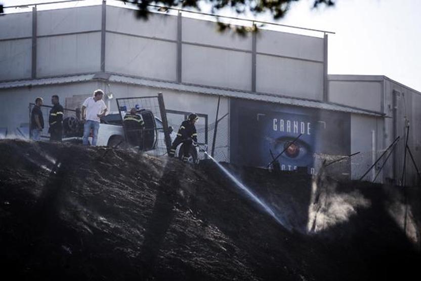 İtalyadaki dünyaca ünlü film stüdyosu Cinecitta’da yangın