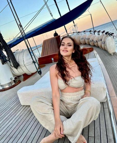 Fahriye Evcen ve oğlu Karandan kötü haber