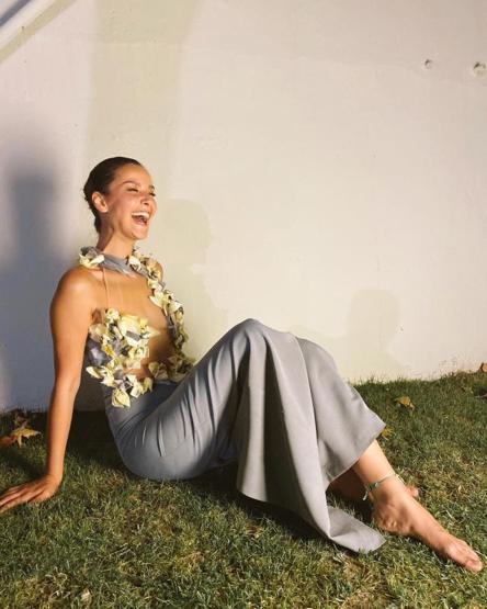 İrem Helvacıoğlu burun estetiği yaptırdı Hayranlarından yorum yağdı