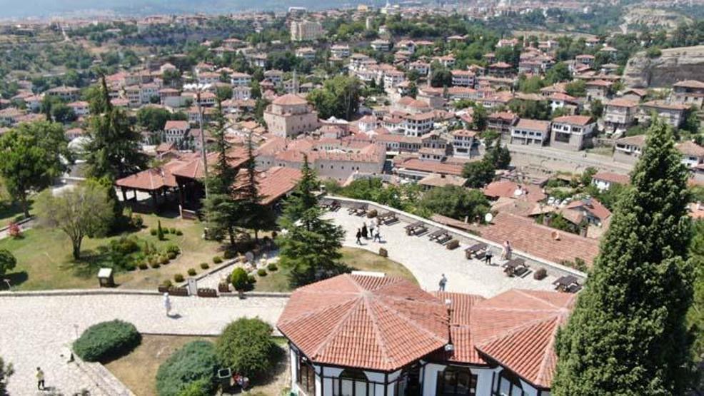 Manzarasıyla hayran bırakan Hıdırlık Seyir Tepesi 3 ayda 63 binin üzerinde misafir ağırladı