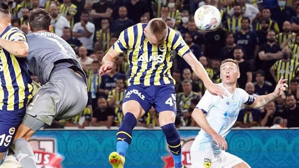 Premier Ligden Szalaiye teklif
