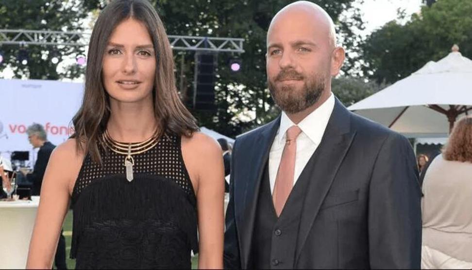 Yasemin Özilhan ve İzzet Özilhan boşanıyor mu