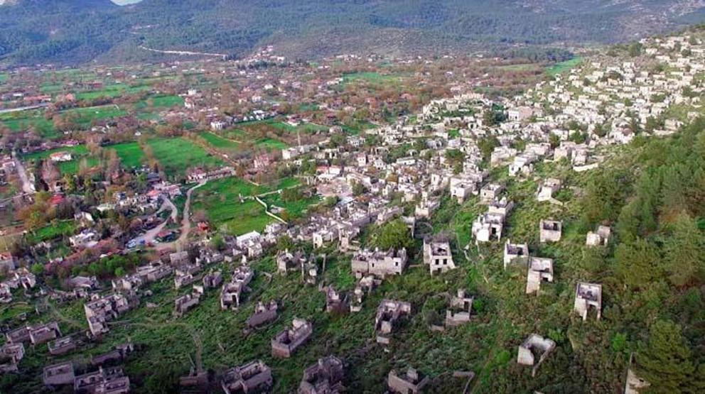 Muğlanın hayalet köyü, havadan görüntülendi