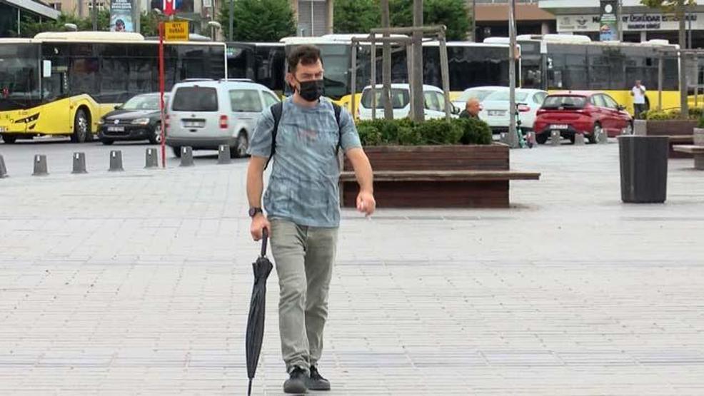 İstanbullu şemsiyeleriyle çıktı; ancak beklenen olmadı