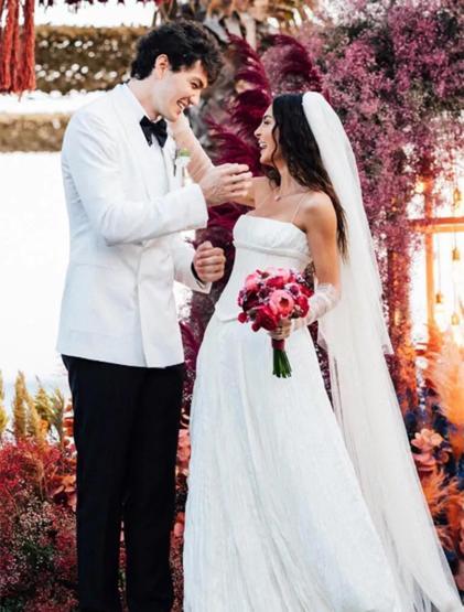 Ebru Şahin-Cedi Osman çiftinden düğün ve balayı açıklaması
