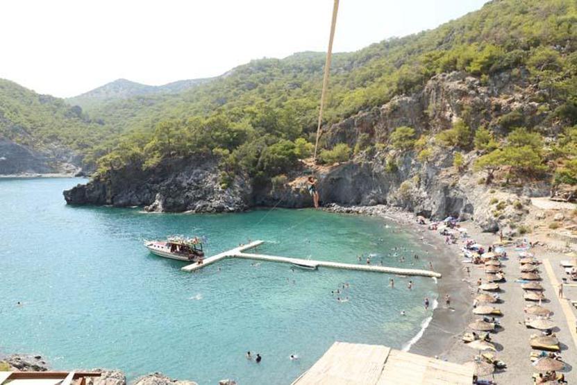 Tabiatla iç içe kalmak isteyenlerin adresi Ortaca Aşı Koyu, görenleri mest ediyor