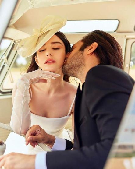 Özge Gürel ve Serkan Çayoğlu İtalya’da düğün töreni yaptı