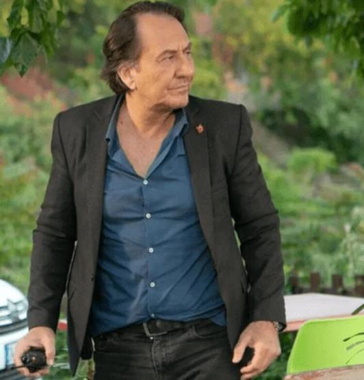 Özgür Ozan: İnsan babası ölünce büyürmüş