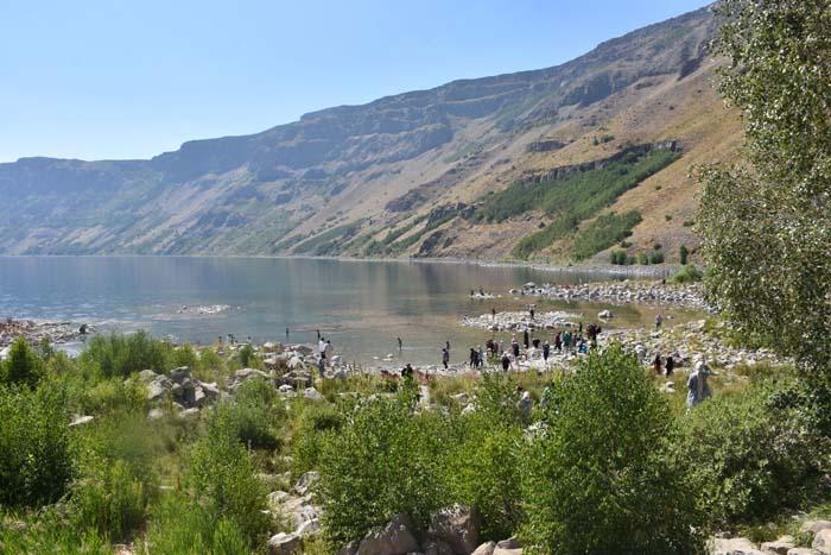 ‘Mükemmeliyet ödüllü’ Nemrut Kalderası ziyaretçi akınına uğruyor