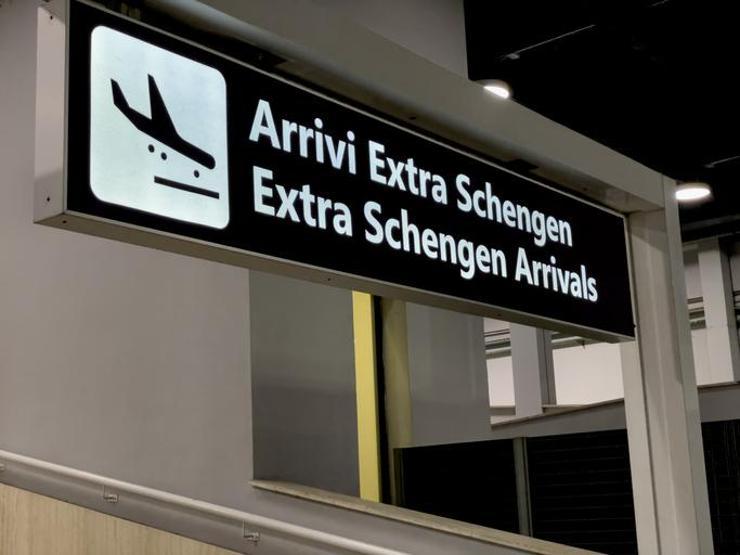 Schengen çilesi bezdirdi