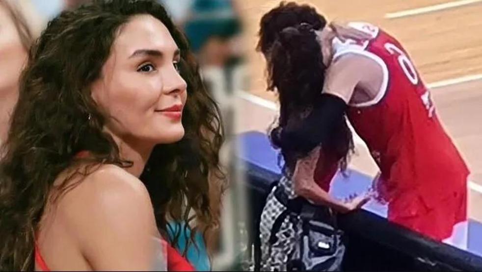 Ebru Şahin, Yunanistan basınının ilgi odağı oldu