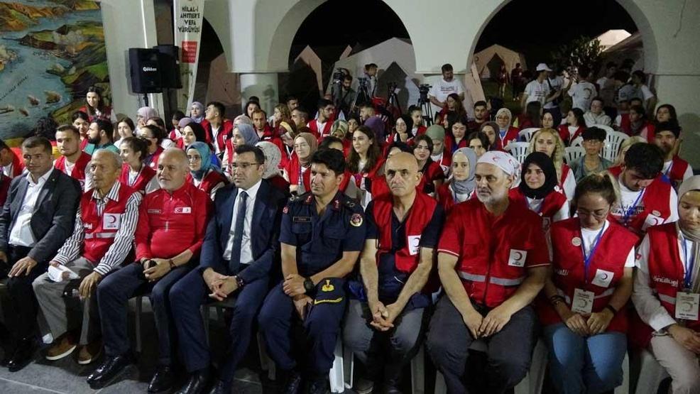 Türk Kızılay’ından Hilal-i Ahmer’e vefa yürüyüşü