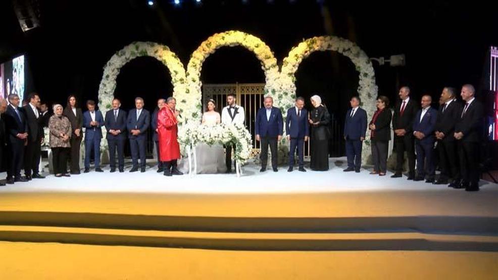 Gaziantep Büyükşehir Belediye Başkanı Şahin’in kızı, dünya evine girdi
