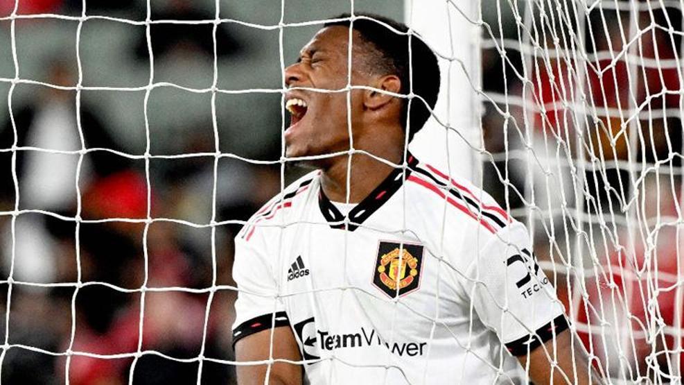 Martial bombası Trabzonspor harekete geçti: Corneliusun yerine...