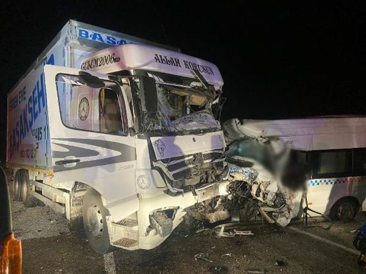 Son dakika haberi: Sivas-Malatya yolunca korkunç kaza Çok sayıda ölü ve yaralı var