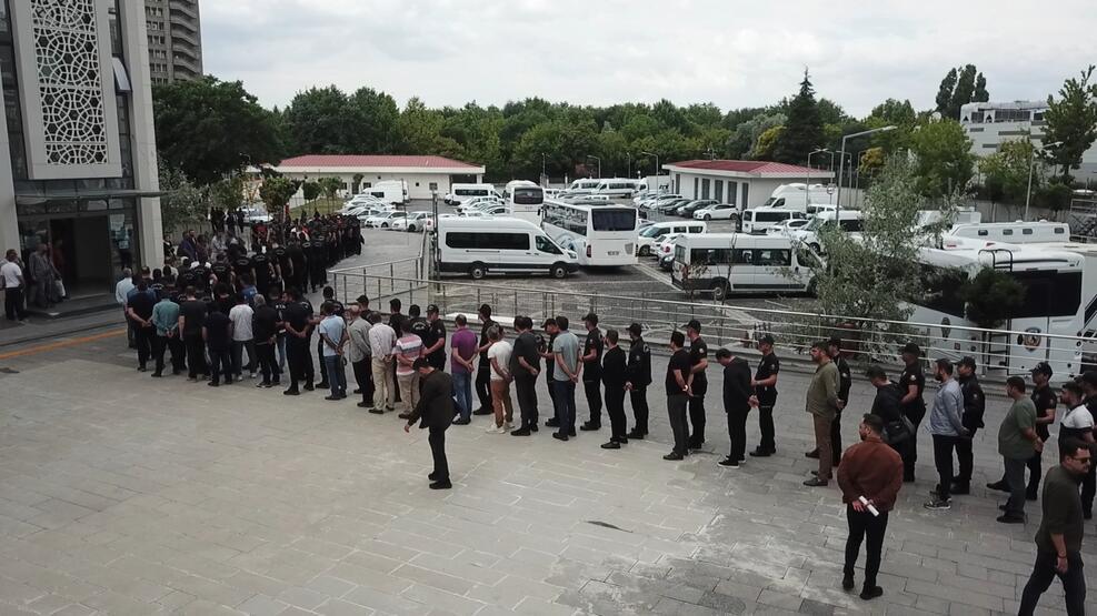 Demir Yumrukta şoke eden detaylar Erol Evcil annesi ve babasını da milyarlık vurguna alet etmiş