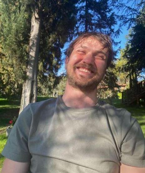 Aras Bulut İynemlinin yeni imajı, sosyal medyada gündem oldu