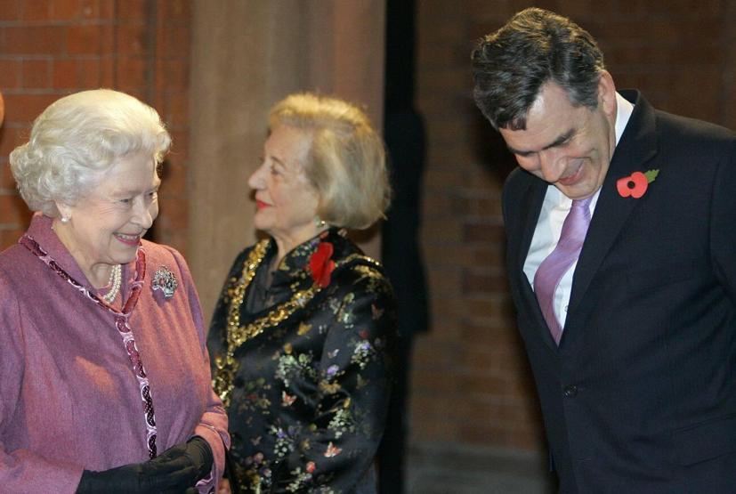 Kraliçe II. Elizabeth: 70 yılda 15 başbakan gördü