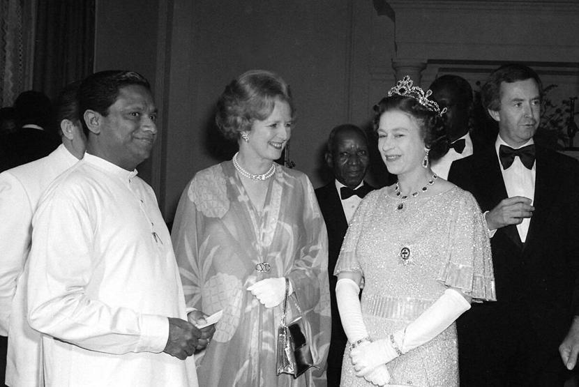 Kraliçe II. Elizabeth: 70 yılda 15 başbakan gördü