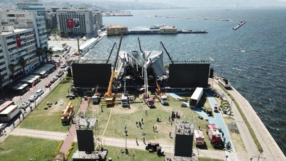 Tarkan, İzmir konserinin yeni yerini duyurdu: Gündoğdu Meydanına bekliyorum