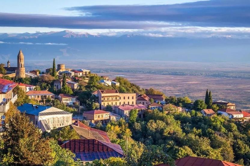 Kimlikle seyahat geldi, aramalar katbekat arttı