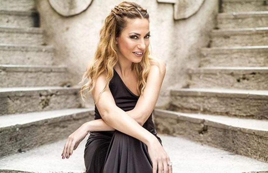 Deniz Arcak yaşadığı zorlukları anlattı: Geri zekâlı olduğumu düşünmüşler