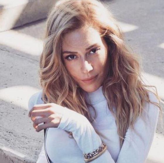 Sinem Kobal hastalığını açıkladı