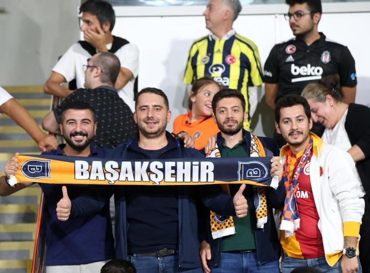 Fatih Terim Başakşehir-Fiorentina maçını izledi